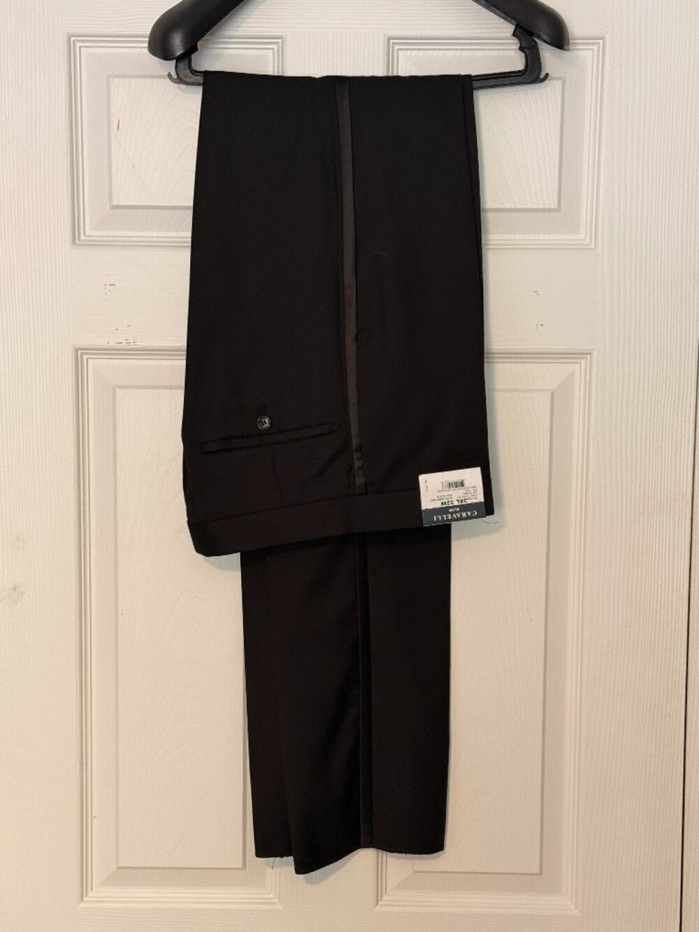 Boys Tuxedo (New) - Picture 5 of 16